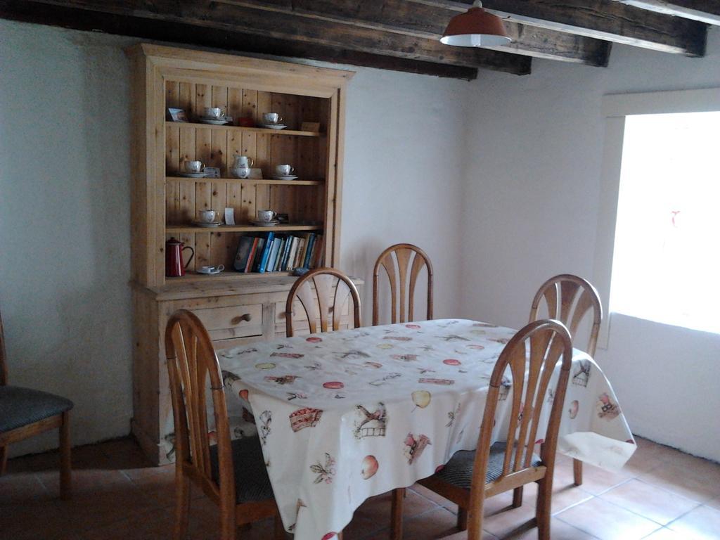 Westland Traditional Cottage Dated 1700'S Ardea Rom bilde